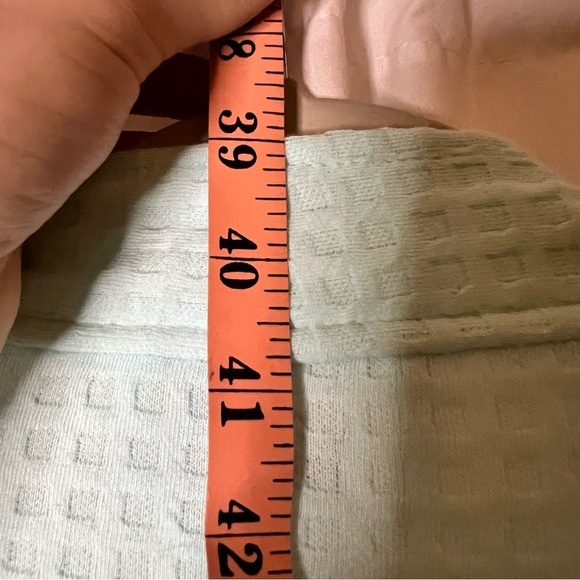 Croft & Barrow Womens Blue Waffle Texture Robe Size M Embroidered Wrap Tie Front - Picture 12 of 14